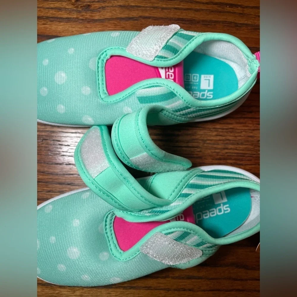 Speedo Toddler Water Shoes – Size Large-9-10 – Mint Green/White